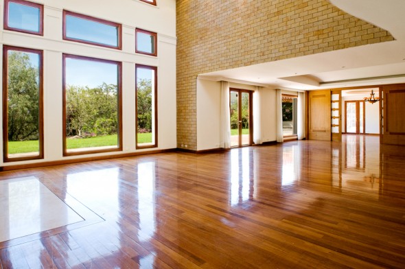 Wooden Flooring: Hardwood or laminate?